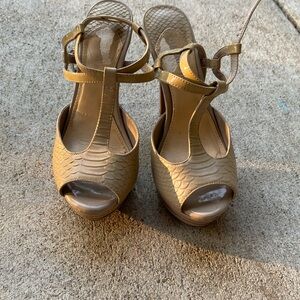 Women’s Gianni Bini heels